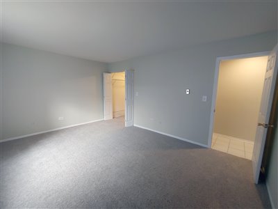 Mokena, IL condo for sale.